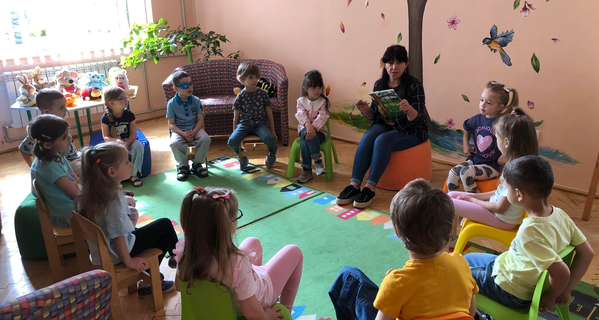 БІБЛІОЕКСКУРСІЯ ДЛЯ ДОШКІЛЬНЯТОК