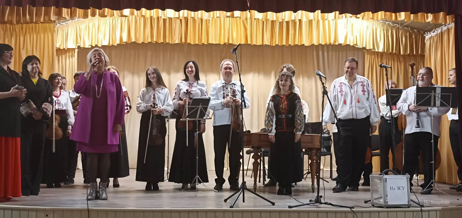 У ДРАГОМИРЧАНАХ ВІДБУВСЯ ОБМІННИЙ КОНЦЕРТ