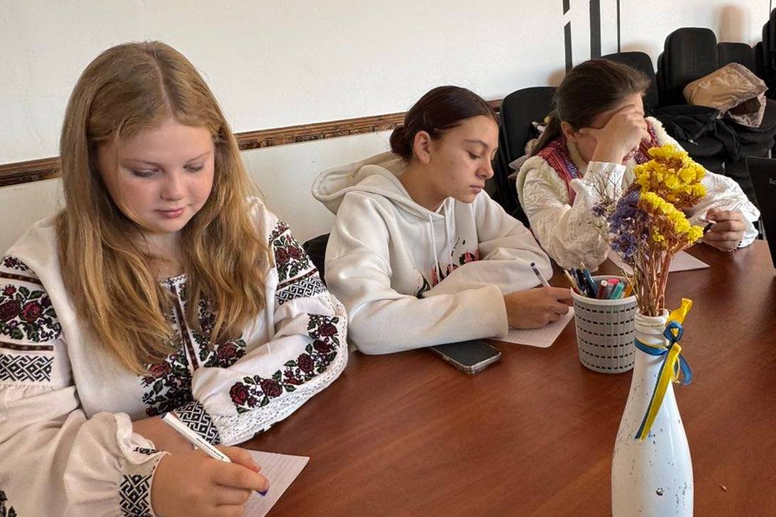 ЗАКЛАДИ КУЛЬТУРИ ДОЛУЧИЛИСЬ ДО НАПИСАННЯ ДИКТАНТУ ЄДНОСТІ