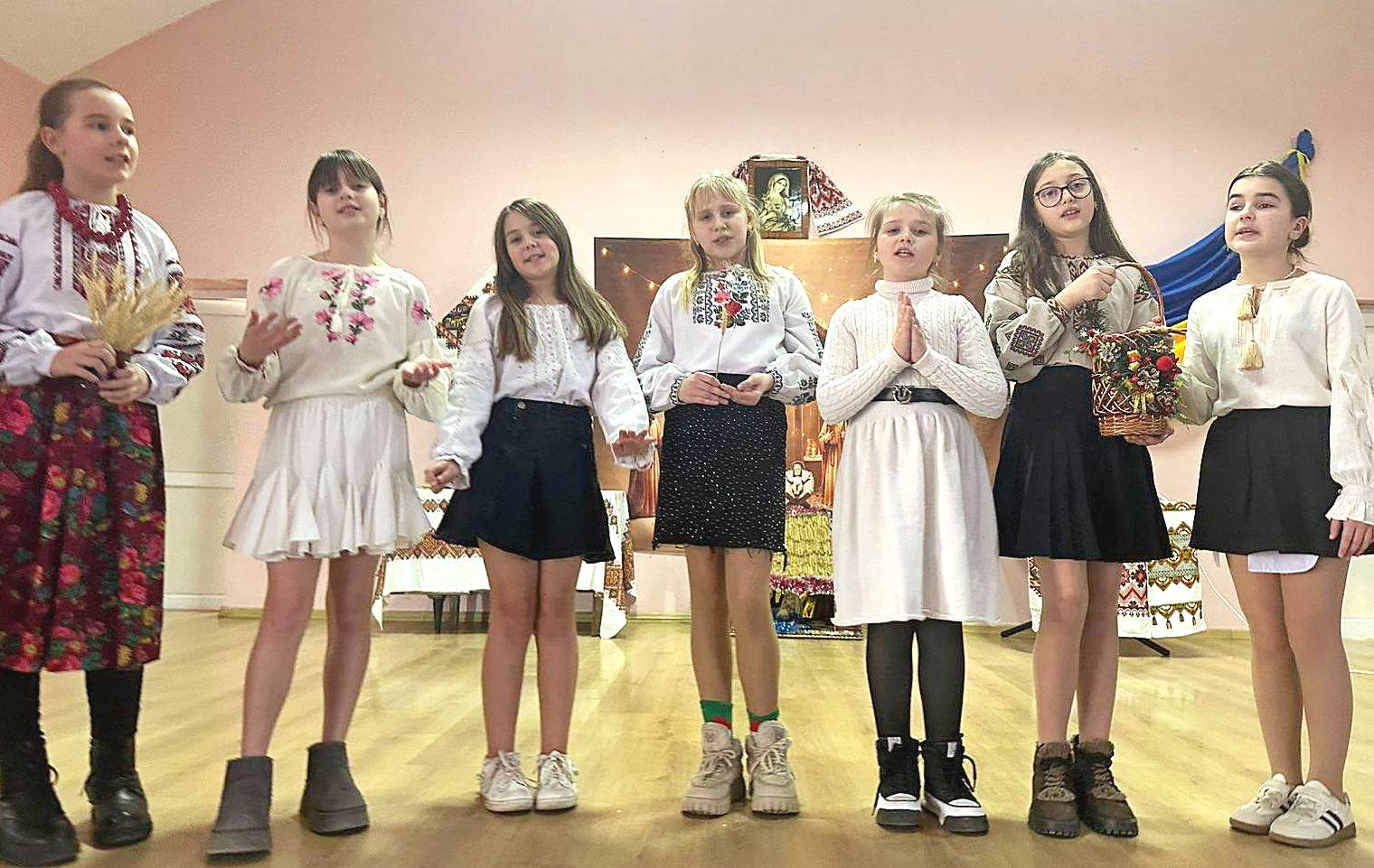 ЗАХІД, ПРИУРОЧЕНИЙ СВЯТУ ВОДОХРЕЩА, ВІДБУВСЯ У БУДИНКУ КУЛЬТУРИ СЕЛА ТИСМЕНИЧАНИ