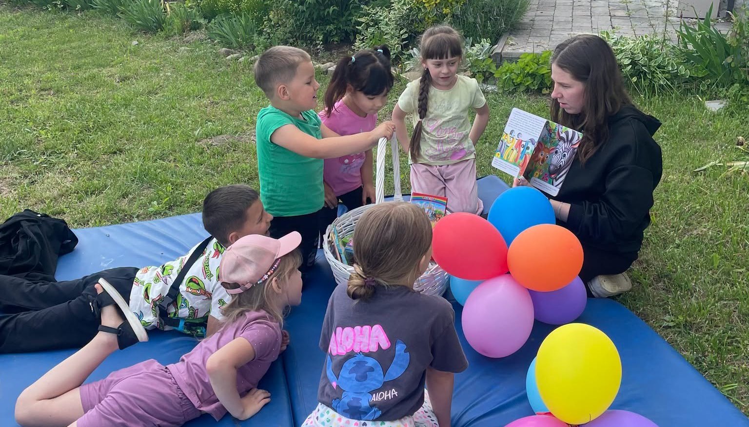 БІБЛІОПІКНІК  «ЛІТО. СПЕКА. ЗАПРОШУЄМО ДО БІБЛІОТЕКИ»