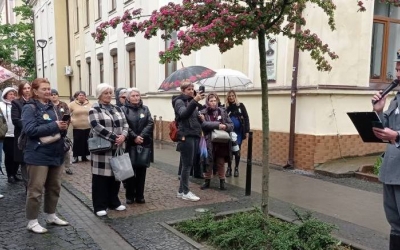 ДО ДНЯ МІСТА ФРАНКІВСЬКІ БІБЛІОТЕКАРІ ОРГАНІЗУВАЛИ ТЕАТРАЛІЗОВАНУ ЕКСКУРСІЮ