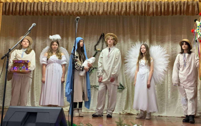 РІЗДВЯНЕ ДІЙСТВО ВІДБУЛОСЯ У БУДИНКУ КУЛЬТУРИ С.ЧЕРНІЇВ