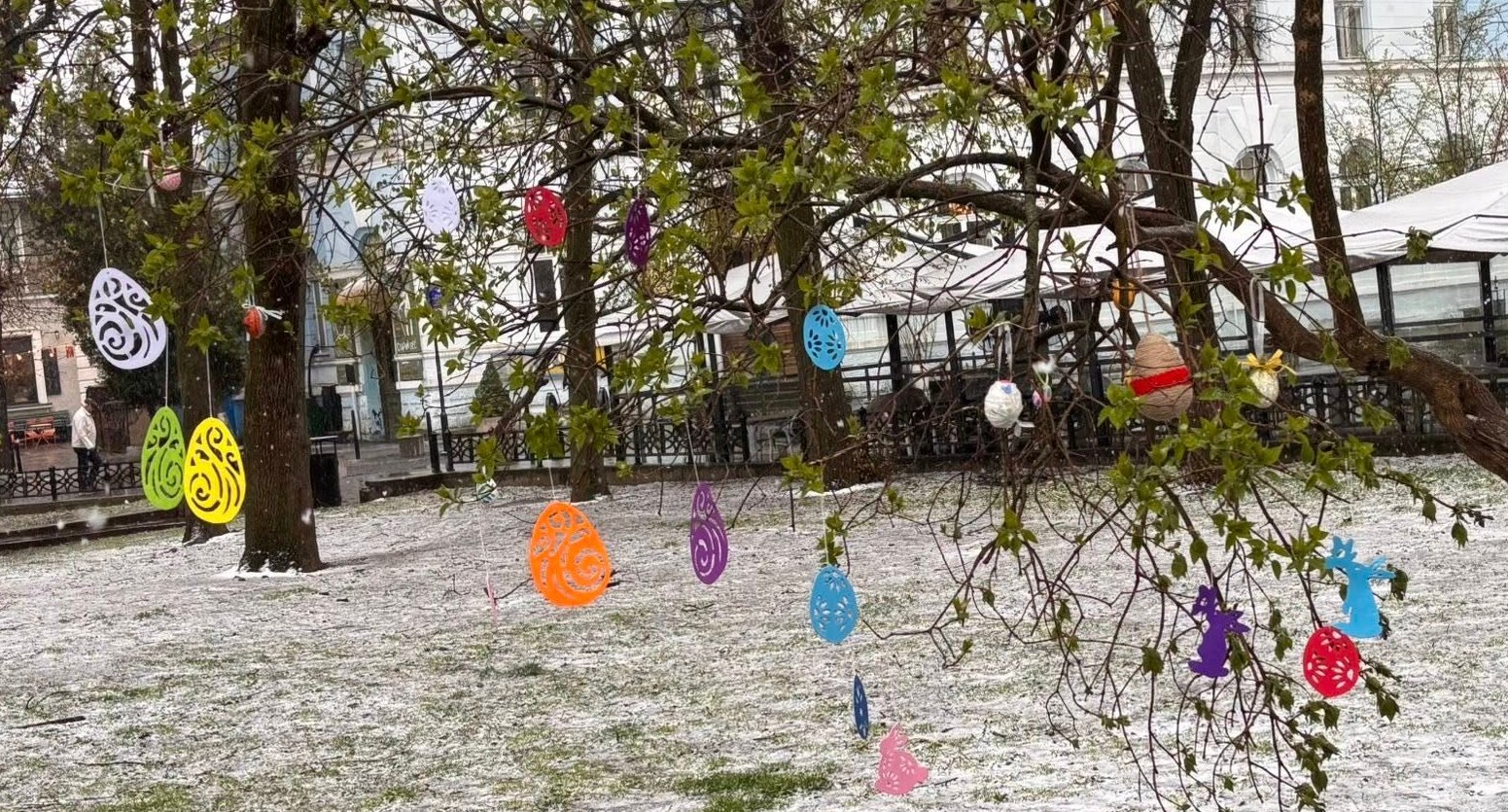 В ІВАНО-ФРАНКІВСЬКУ РОЗКВІТЛО «ВЕЛИКОДНЄ ДИВО»