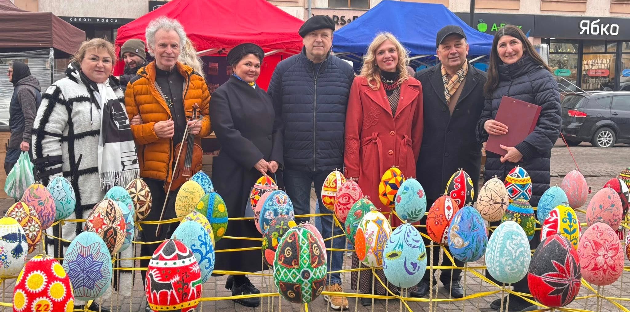 ВЕЛИКДЕНЬ ЄДНАЄ ЧЕРЕЗ ТВОРЧІСТЬ І ТРАДИЦІЇ